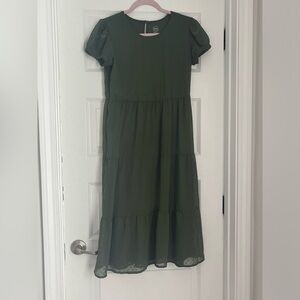 Green dress looks like new